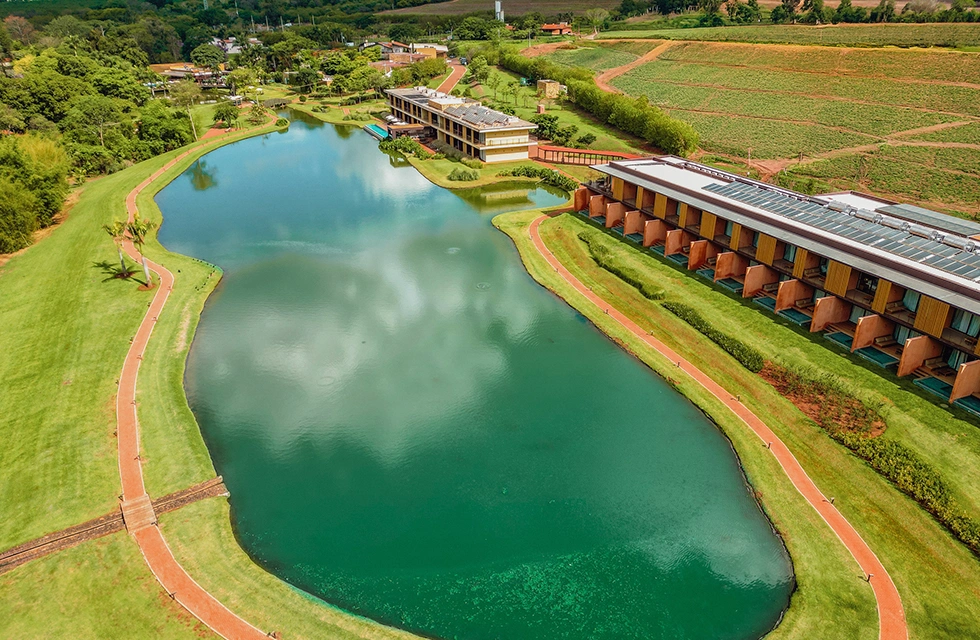 vista do lago no Clara Dourado