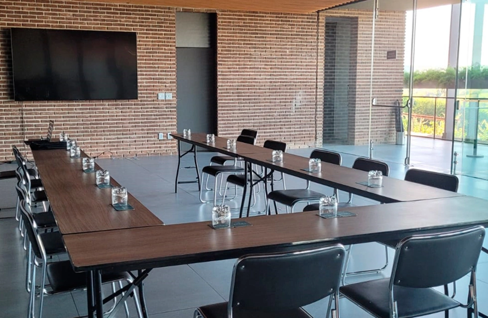 sala ype para reunião clara ibiuna