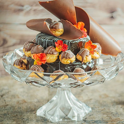bolo decorado com eclair